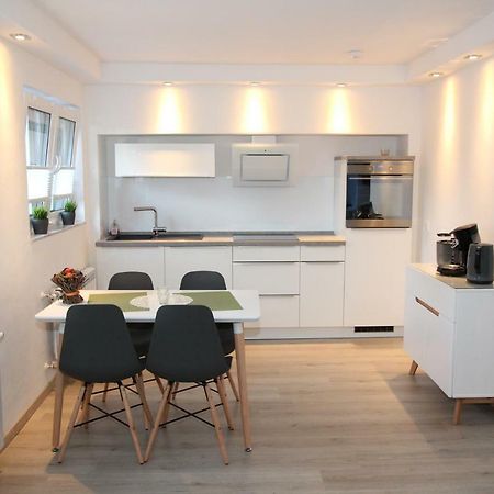 مولهايم ان الرور دير Neue Und Moderne Ferienwohnung المظهر الخارجي الصورة