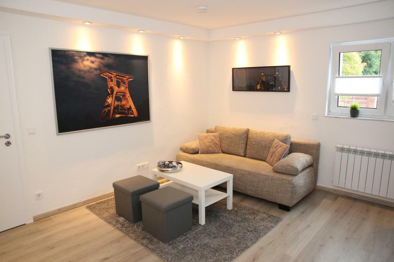 مولهايم ان الرور دير Neue Und Moderne Ferienwohnung المظهر الخارجي الصورة